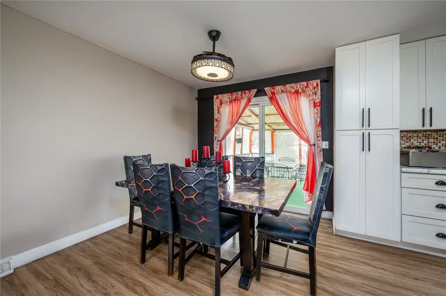 4609 Pineview Drive Ne, Cedar Rapids, IA 52402 - #3