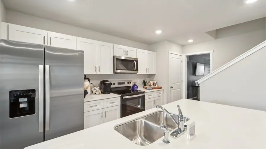 9427 Lovegrass Drive Sw, Cedar Rapids, IA 52404 - #3