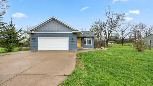 4802 Mcgowan Drive, Cedar Rapids, IA 52403