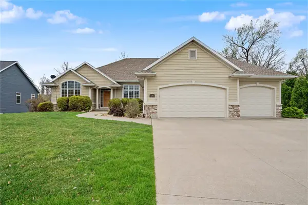 3241 Cedar River Court Ne, Cedar Rapids, IA 52411
