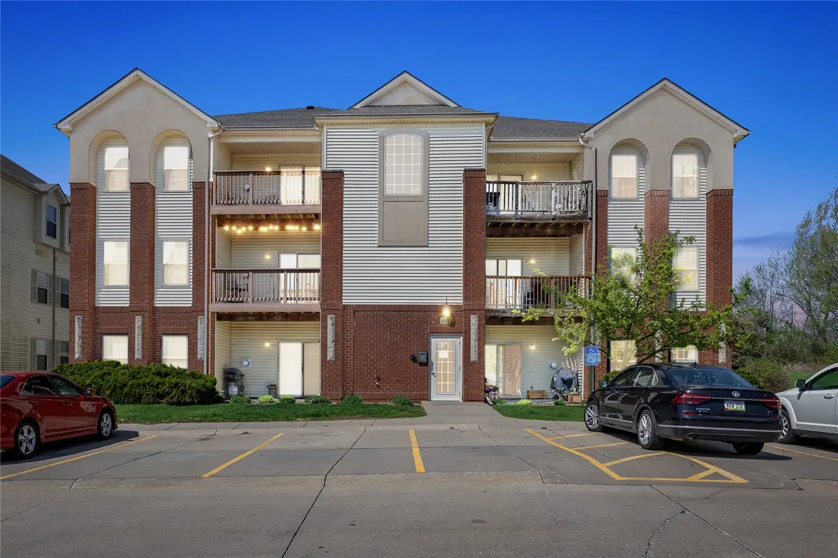 805 Blue Sky Drive #301, North Liberty, IA 52317 - #1