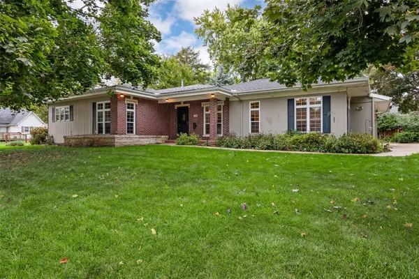 1108 E 3rd Street, Anamosa, IA 52205