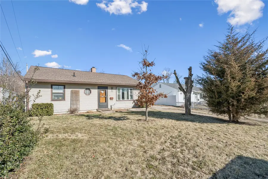 2418 Reynolds Ave Sw, Cedar Rapids, IA 52404 - #2