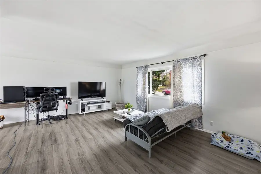 2067 Knollshire Road Ne, Cedar Rapids, IA 52402 - #3