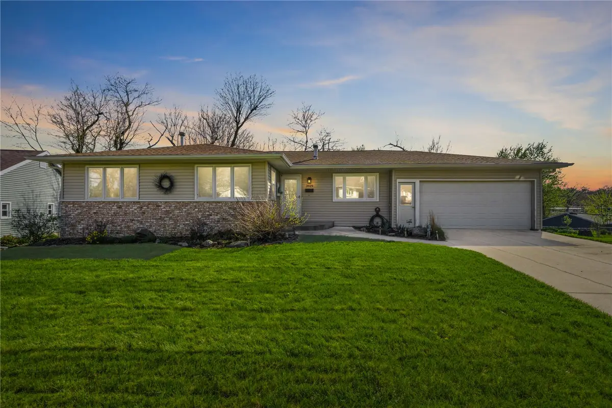 3929 Nancy Jane Lane, Cedar Rapids, IA 52402 - #1