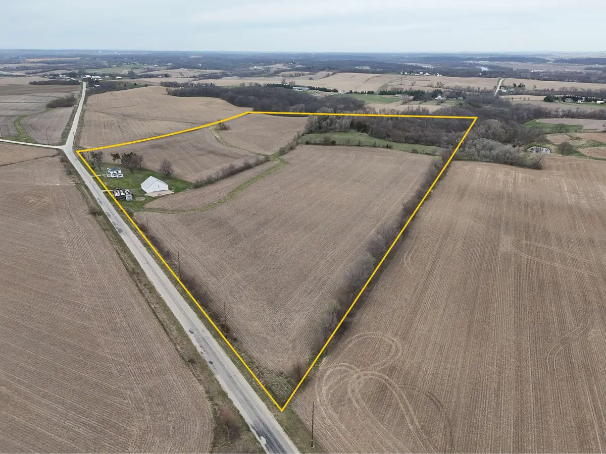 2037 Ivanhoe Road, Ely, IA 52227 - #1