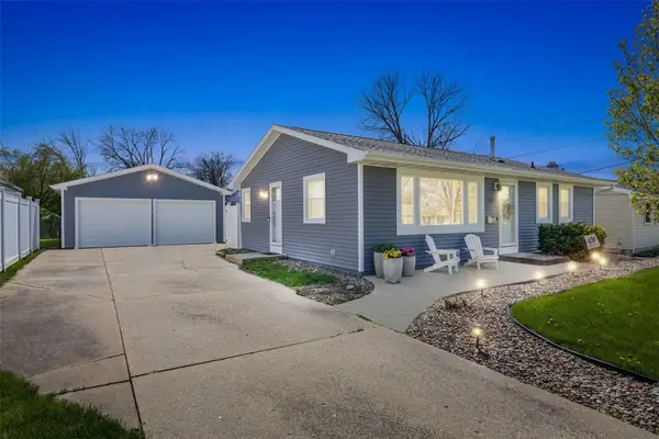 2765 14th Ave, Marion, IA 52302