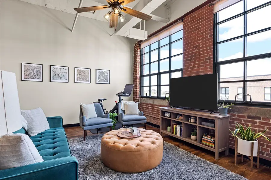 905 3rd Street Se #412, Cedar Rapids, IA 52401 - #3