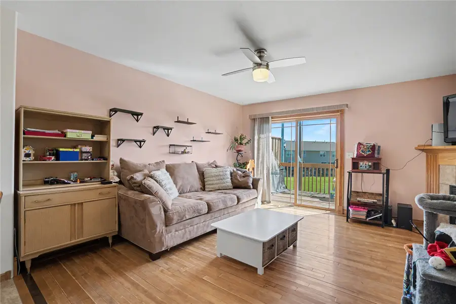 3840 37th Avenue Sw #E, Cedar Rapids, IA 52404 - #3