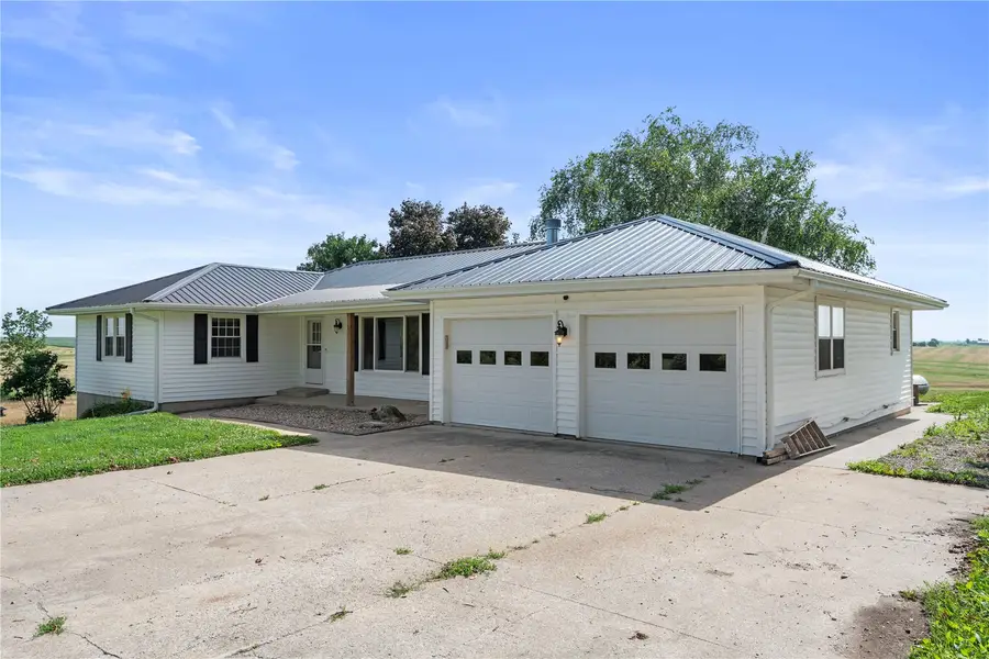 6752 29th Avenue, Shellsburg, IA 52332 - #2