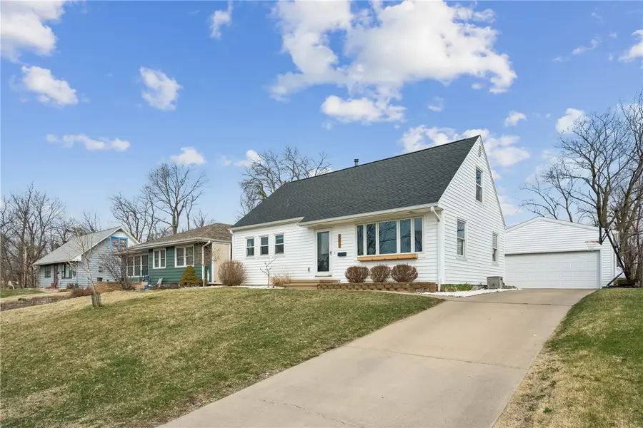 2822 Hillhaven Ct Se, Cedar Rapids, IA 52403 - #2