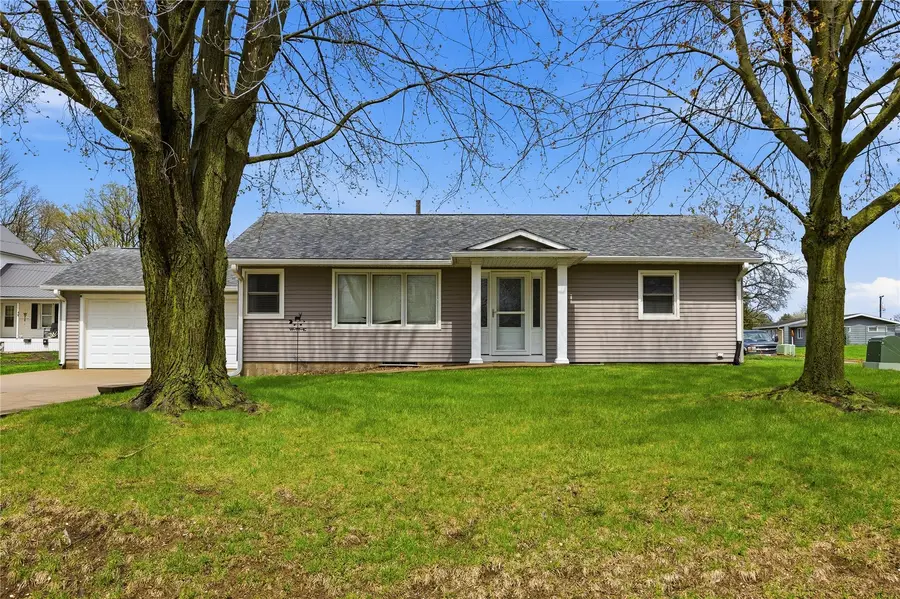 104 E 11th Street, Tipton, IA 52772 - #2