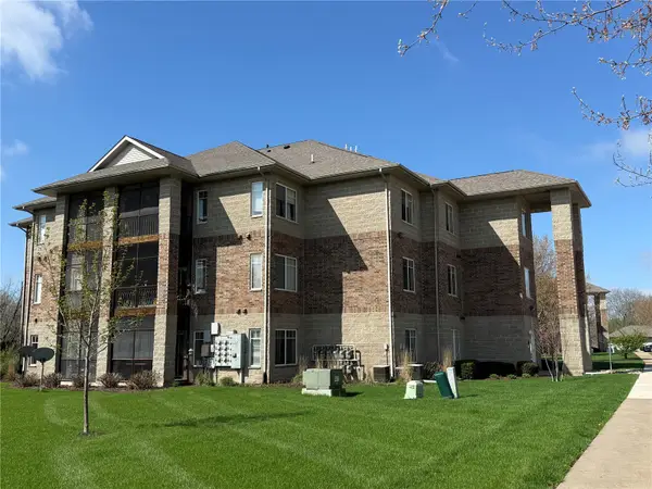 4453 Berkeley Lane, Iowa City, IA 52245