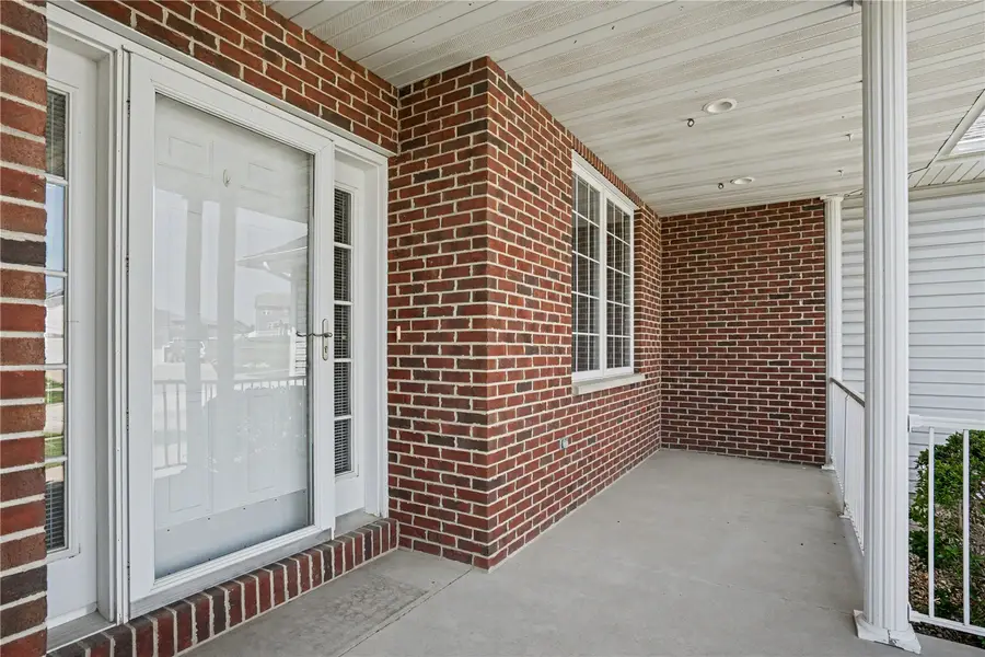 130 Bluff Drive, Fairfax, IA 52228 - #2