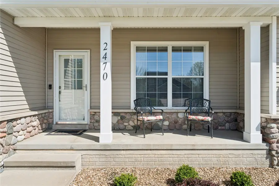 2470 Wolf Run, Hiawatha, IA 52233 - #3