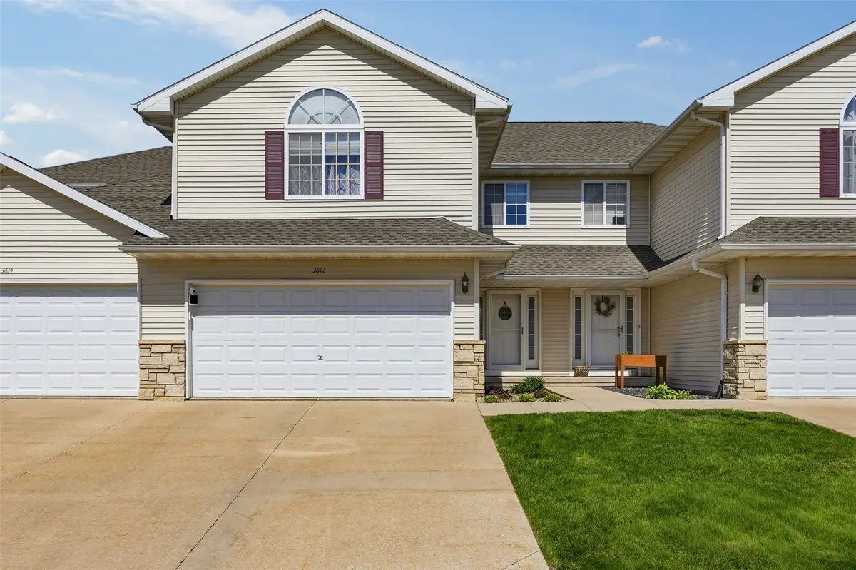 3612 Stoneview Cir Sw, Cedar Rapids, IA 52404 - #1