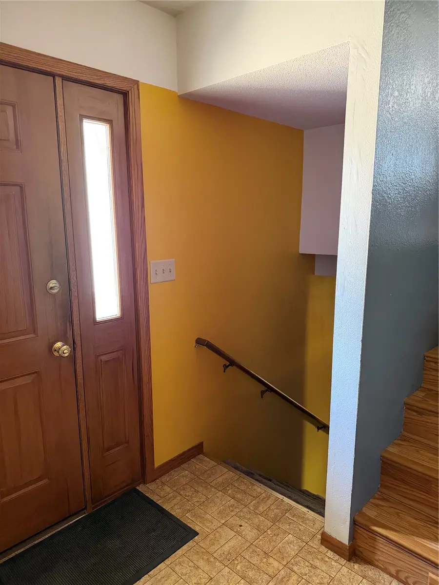 2722 29th Street Sw, Cedar Rapids, IA 52404 - #3