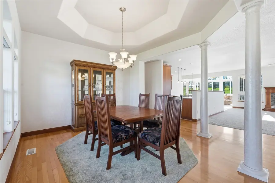 6500 White Gate Ct, Marion, IA 52302 - #3