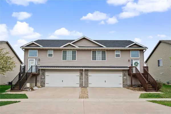 177 N Park Ridge Road, North Liberty, IA 52317