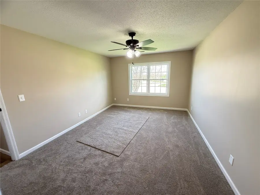 4116 Lexington Drive Ne #C, Cedar Rapids, IA 52402 - #2