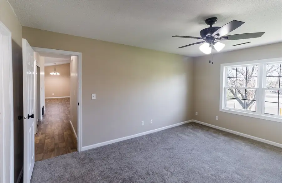 4116 Lexington Drive Ne #C, Cedar Rapids, IA 52402 - #3