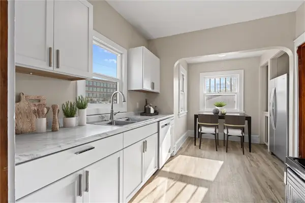 419 21st Street Ne, Cedar Rapids, IA 52402