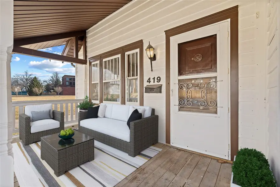 419 21st Street Ne, Cedar Rapids, IA 52402 - #3