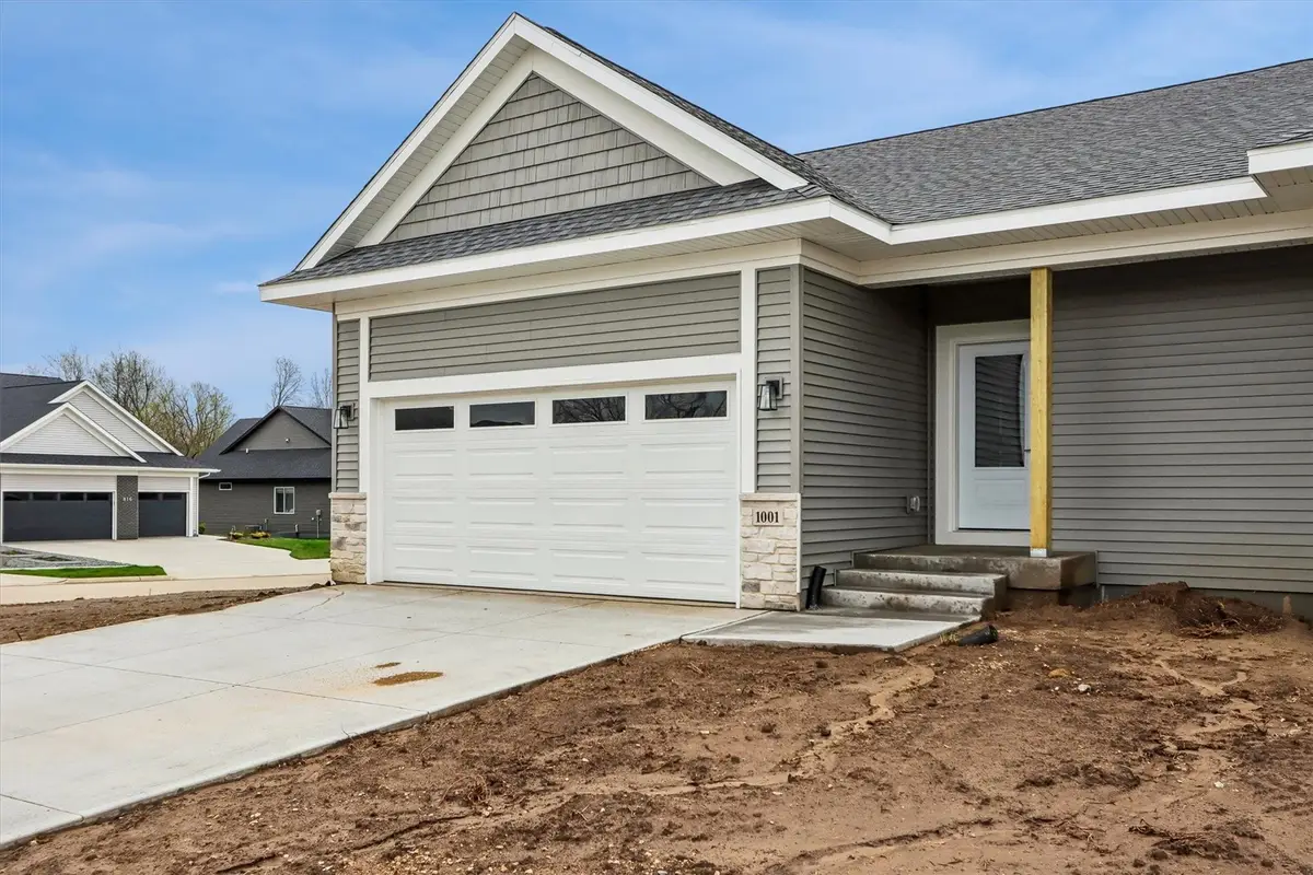 1001 Highland Trail, Solon, IA 52333 - #1