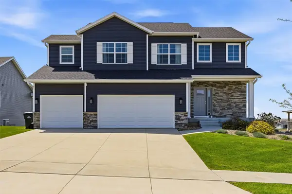 2408 Nature Ridge Drive Nw, Palo, IA 52324