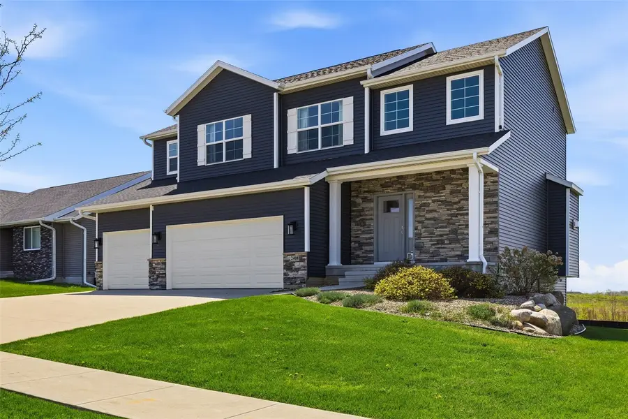 2408 Nature Ridge Drive Nw, Palo, IA 52324 - #2