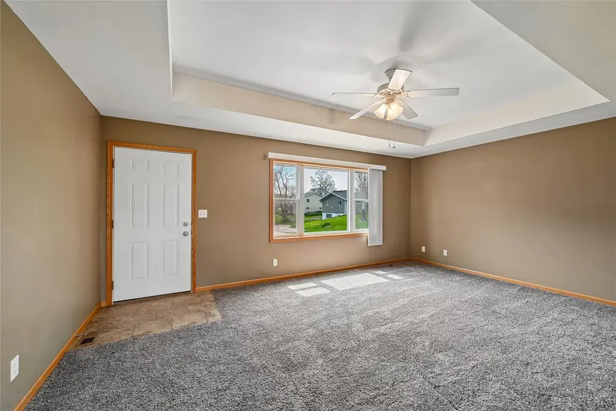 404 Kelley Court, Springville, IA 52336 - #3