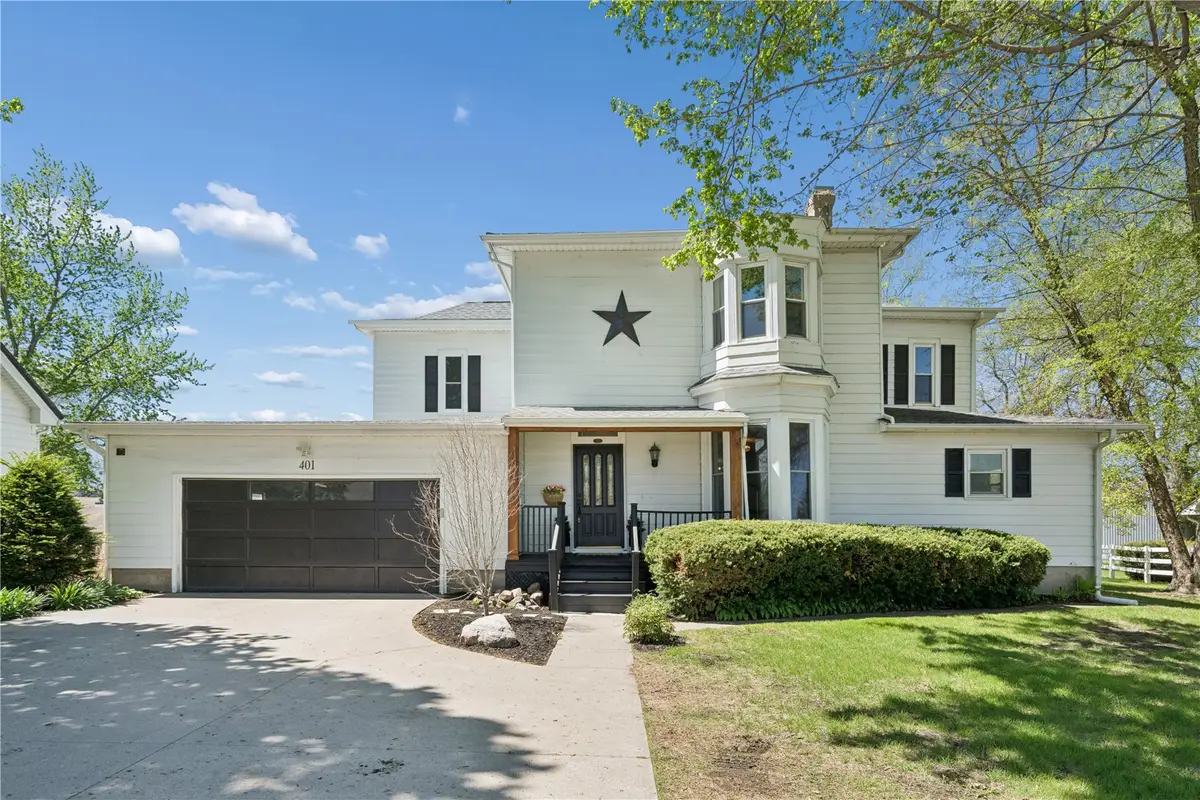401 S Market St, Solon, IA 52333 - #1