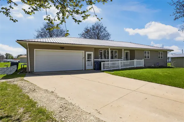 103 Bel Aire Court, Tipton, IA 52772