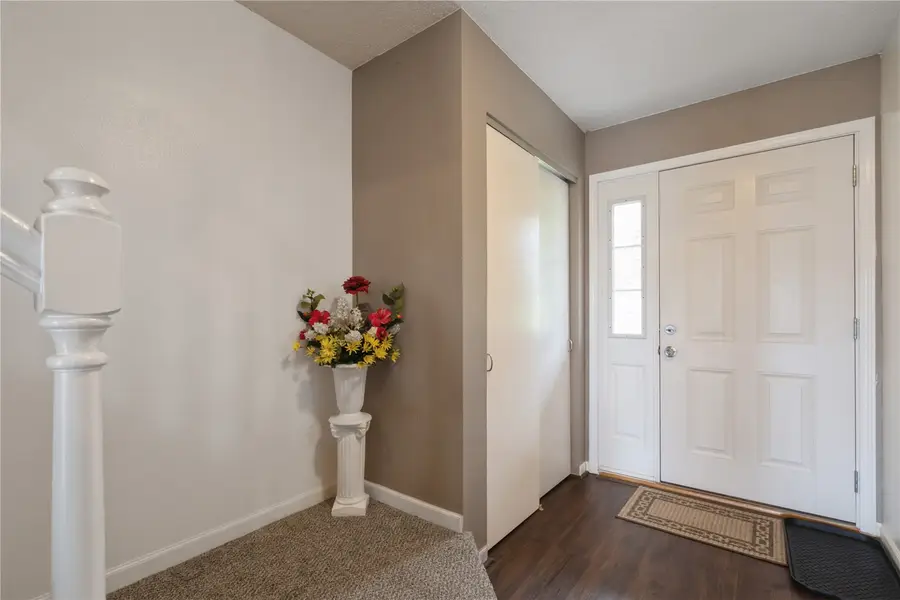 106 Lincoln Avenue #E, Lisbon, IA 52253 - #3