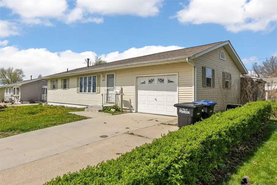 1310 G Avenue, Marion, IA 52302 - #2