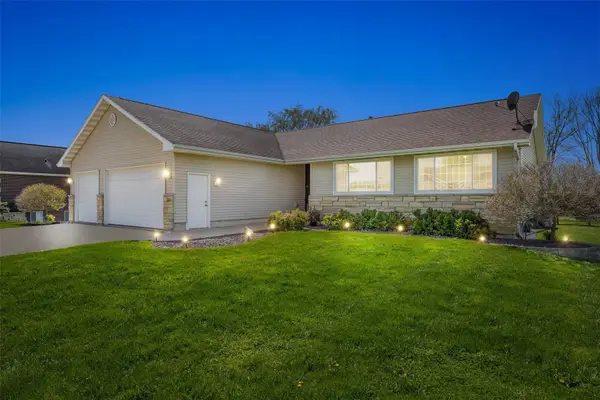 800 Kaitlynn Avenue, Anamosa, IA 52205