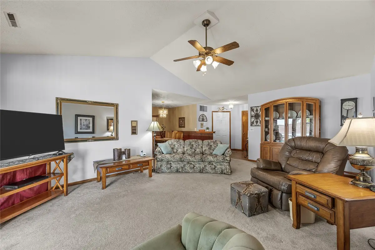 4545 Westchester Drive Ne #C, Cedar Rapids, IA 52402 - #1
