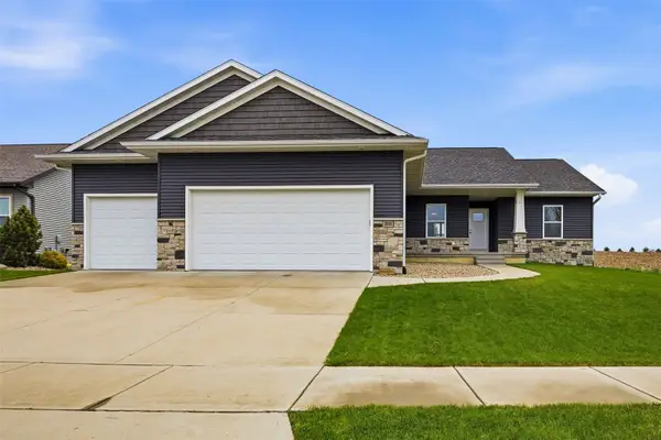 208 Shiloh Vista Avenue, Urbana, IA 52345