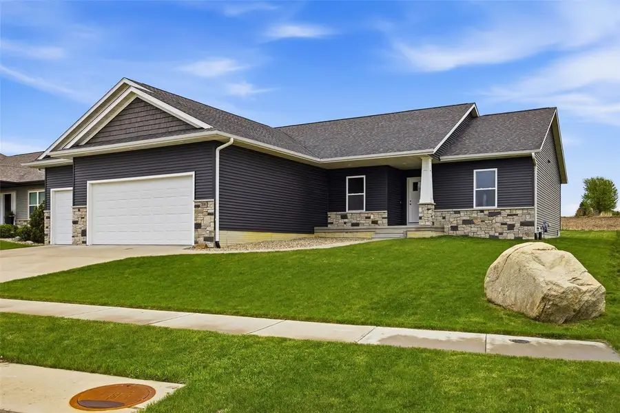 208 Shiloh Vista Avenue, Urbana, IA 52345 - #2