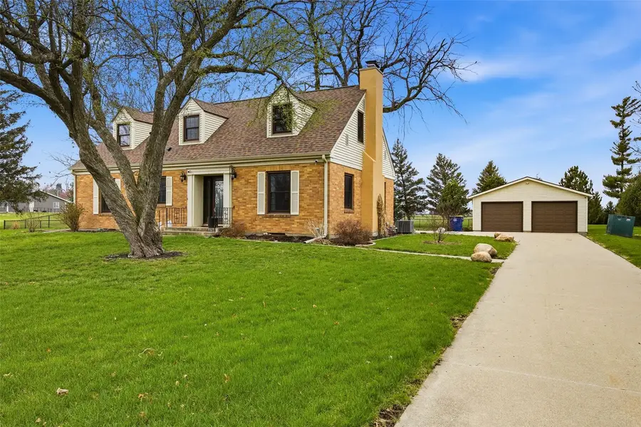1107 G Avenue, Vinton, IA 52349 - #3