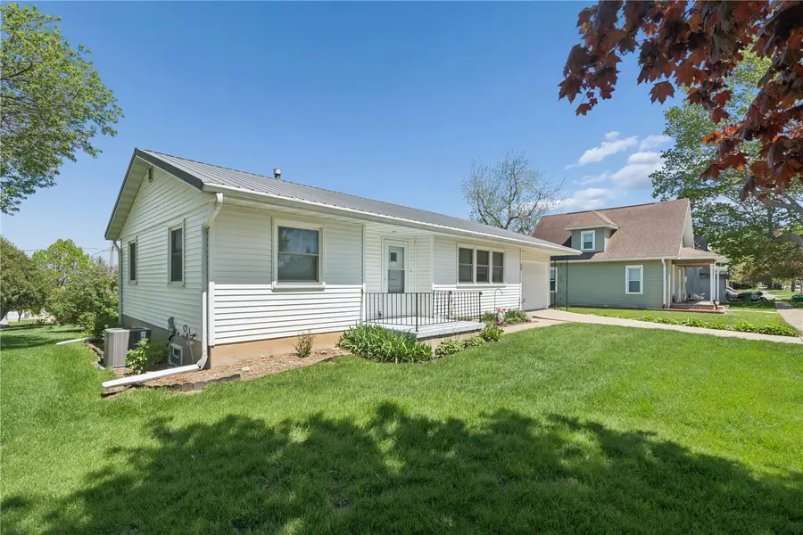 406 W 1st Street, Mechanicsville, IA 52306 - #2