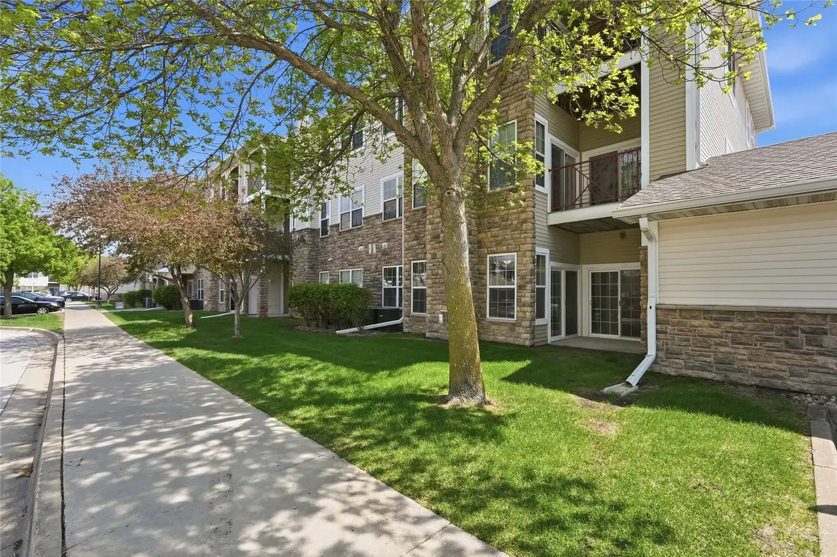1329 Se University Ave #112, Waukee, IA 50263 - #1