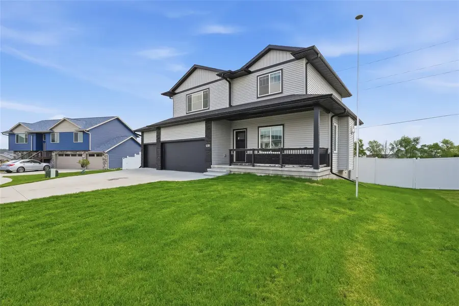 903 Carl Court, Solon, IA 52333 - #3