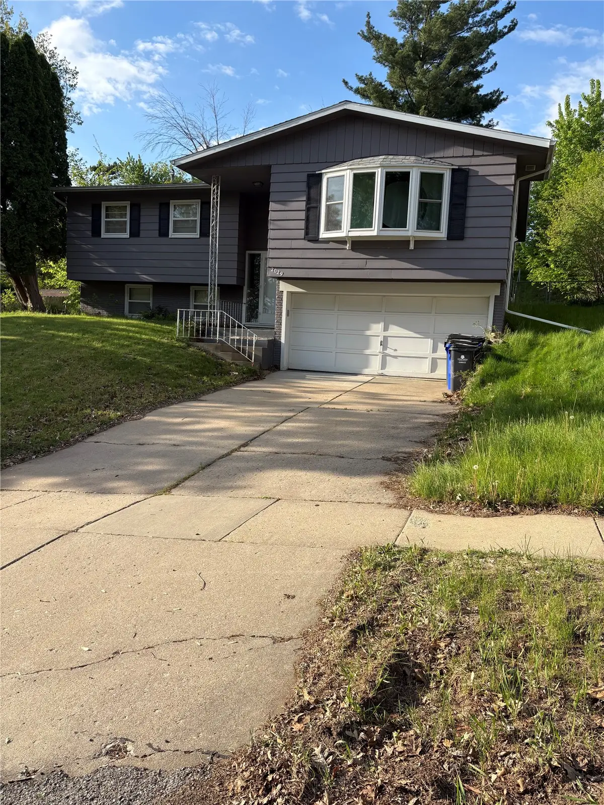 2029 Birchwood Drive Ne, Cedar Rapids, IA 52402 - #1