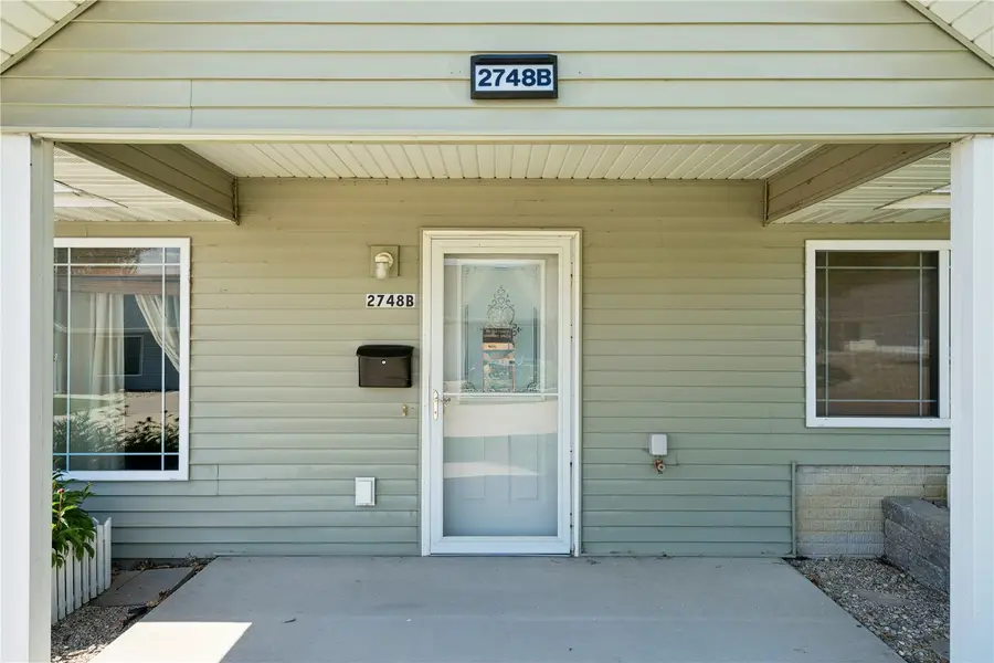 2748 O Avenue Nw #B, Cedar Rapids, IA 52405 - #3