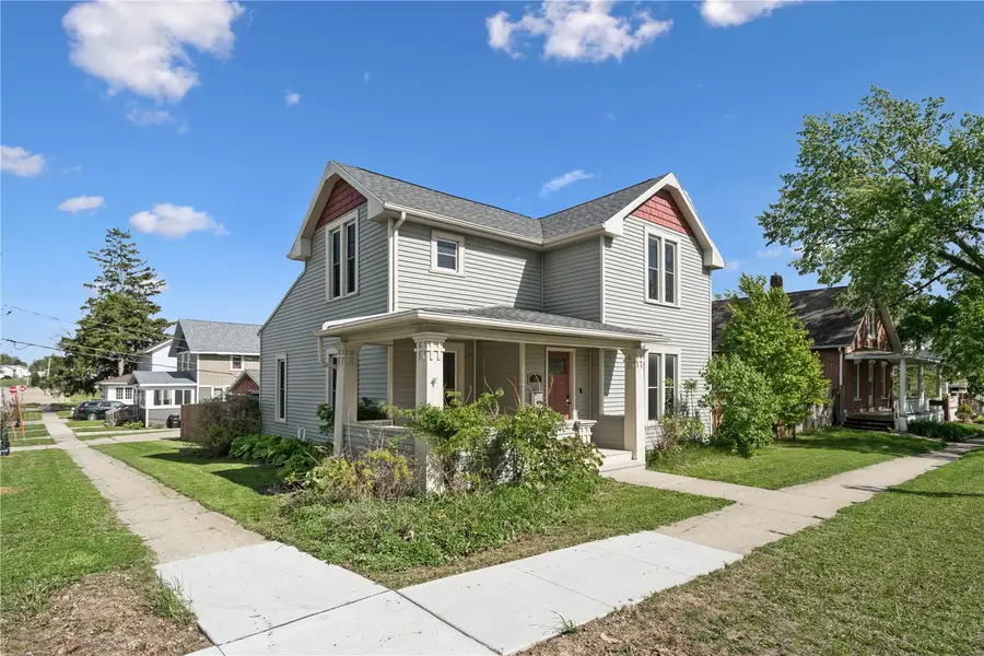 387 11th Street, Marion, IA 52302 - #2