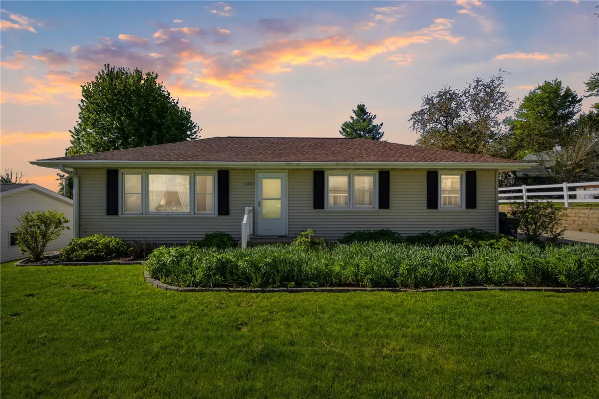 1001 Maquoketa Street, Anamosa, IA 52205 - #1