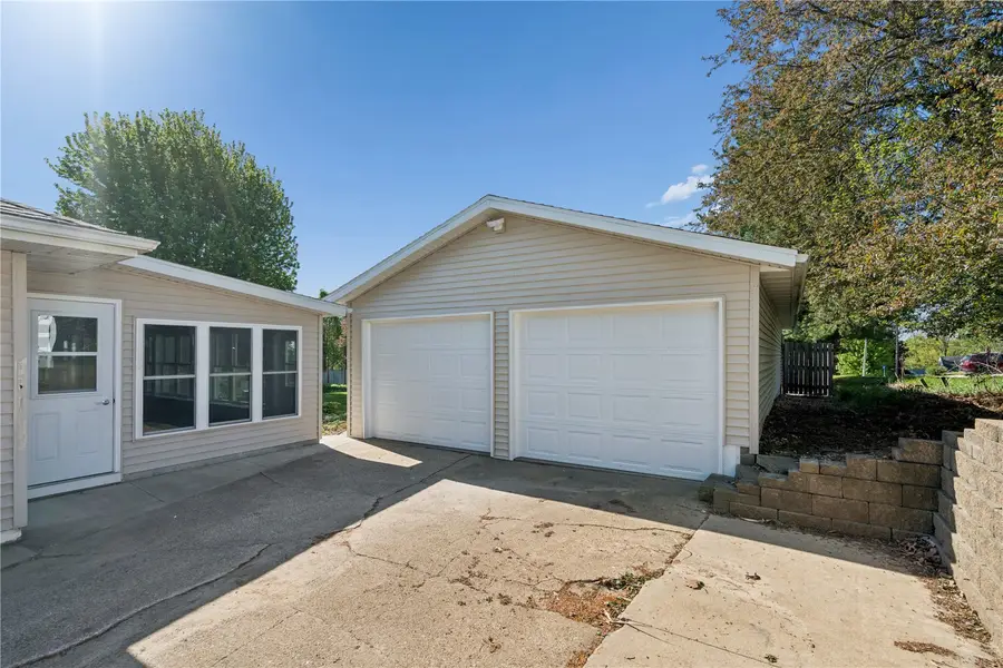 1001 Maquoketa Street, Anamosa, IA 52205 - #3