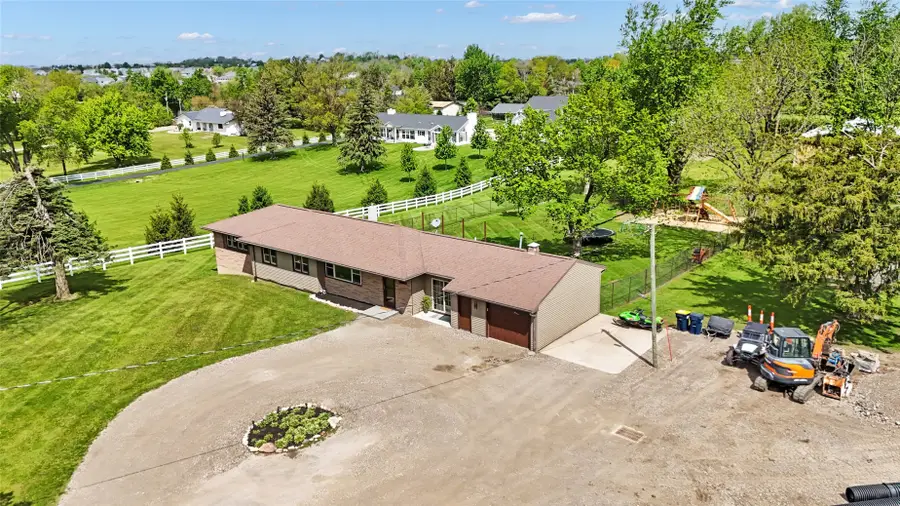 5808 Beverly Road Sw, Cedar Rapids, IA 52404 - #3