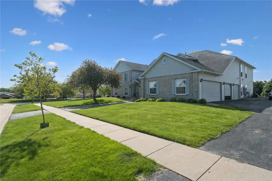 3445 Willowridge Road #C, Marion, IA 52302 - #2